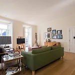 Nomad's Chiado - The Amazing View Διαμέρισμα